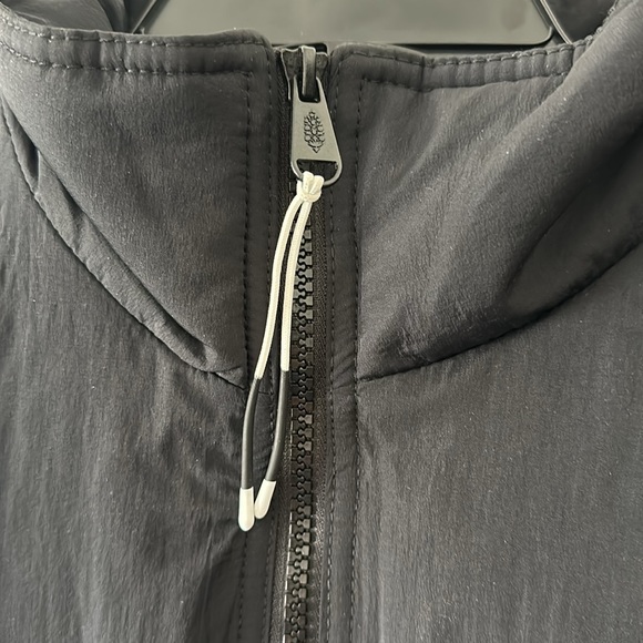 Free People FP Movement Black Off The Bleachers Vest Size XS - Picture 6 of 8